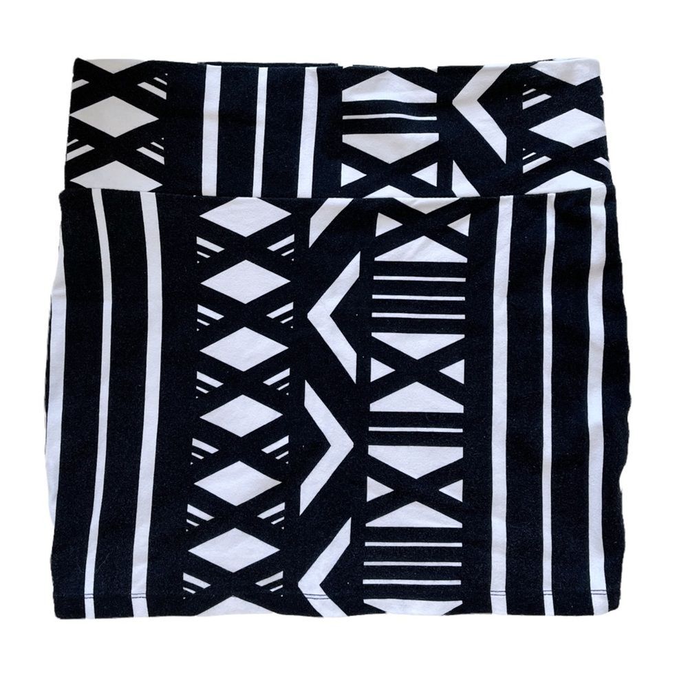 Charlotte Russe Tribal Black & White Bodycon Skirt | Women's Size Medium